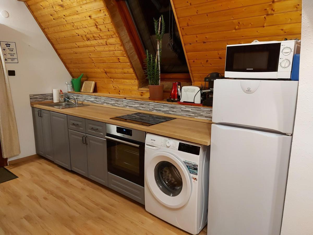 Attila-Apartman Budaoers Екстер'єр фото