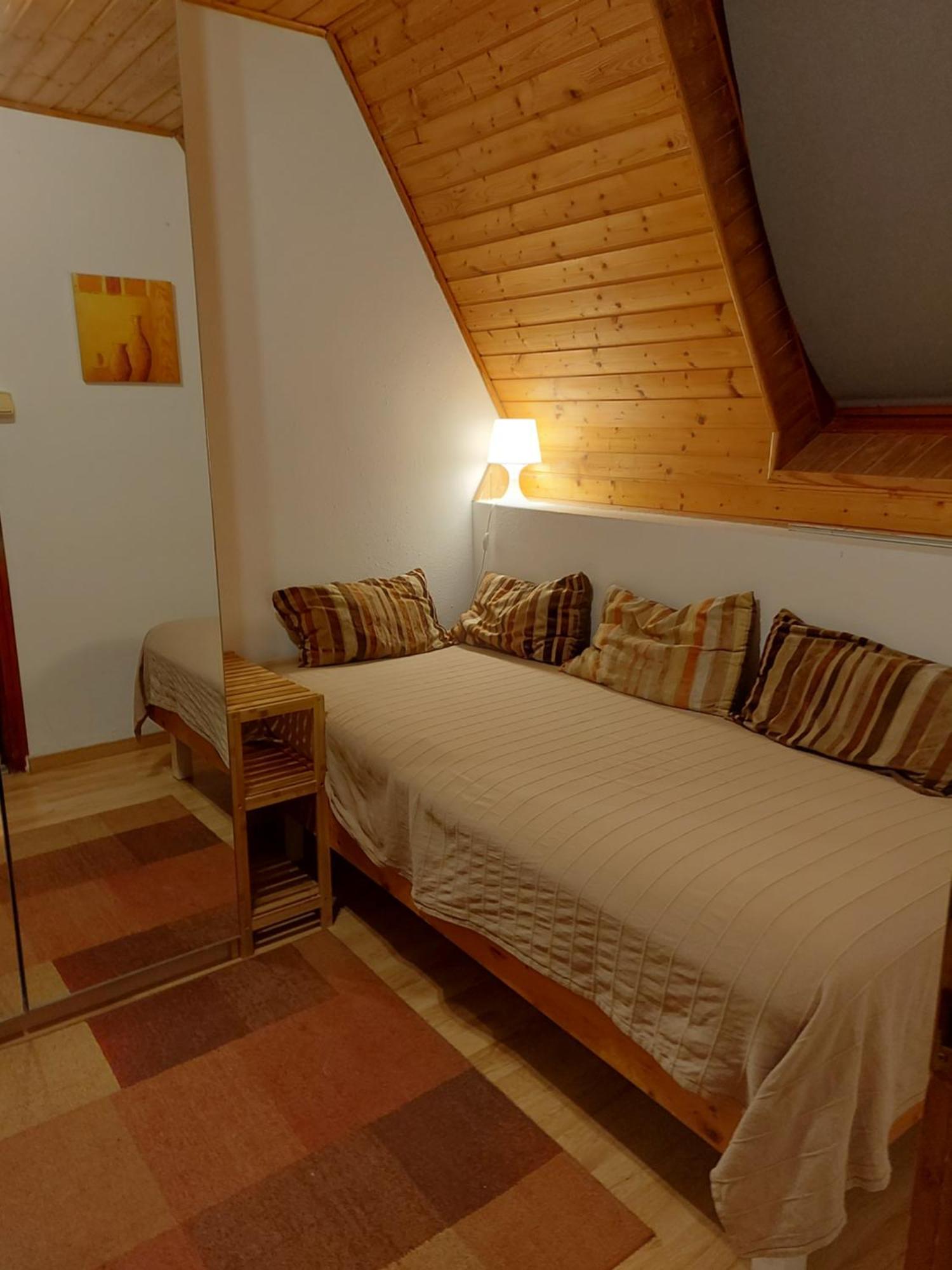 Attila-Apartman Budaoers Екстер'єр фото