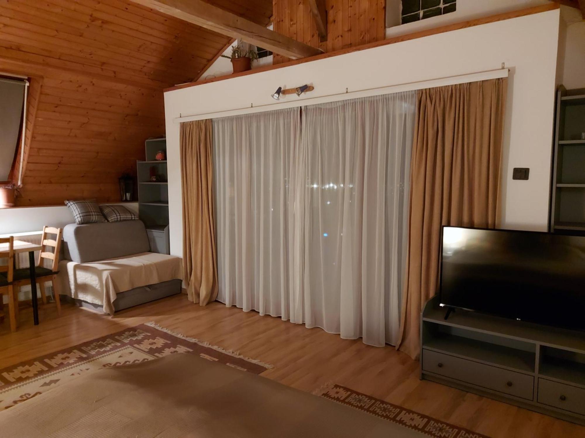 Attila-Apartman Budaoers Екстер'єр фото